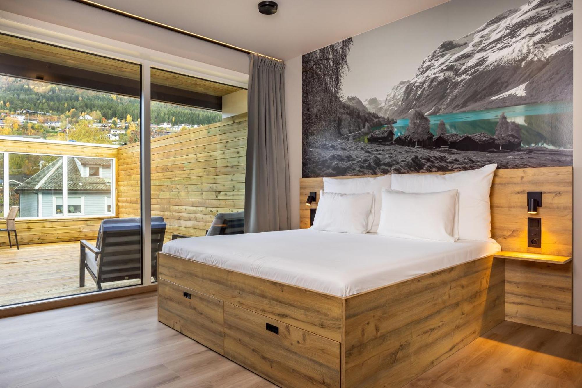 Stryn House - Hotel & Apartments מראה חיצוני תמונה