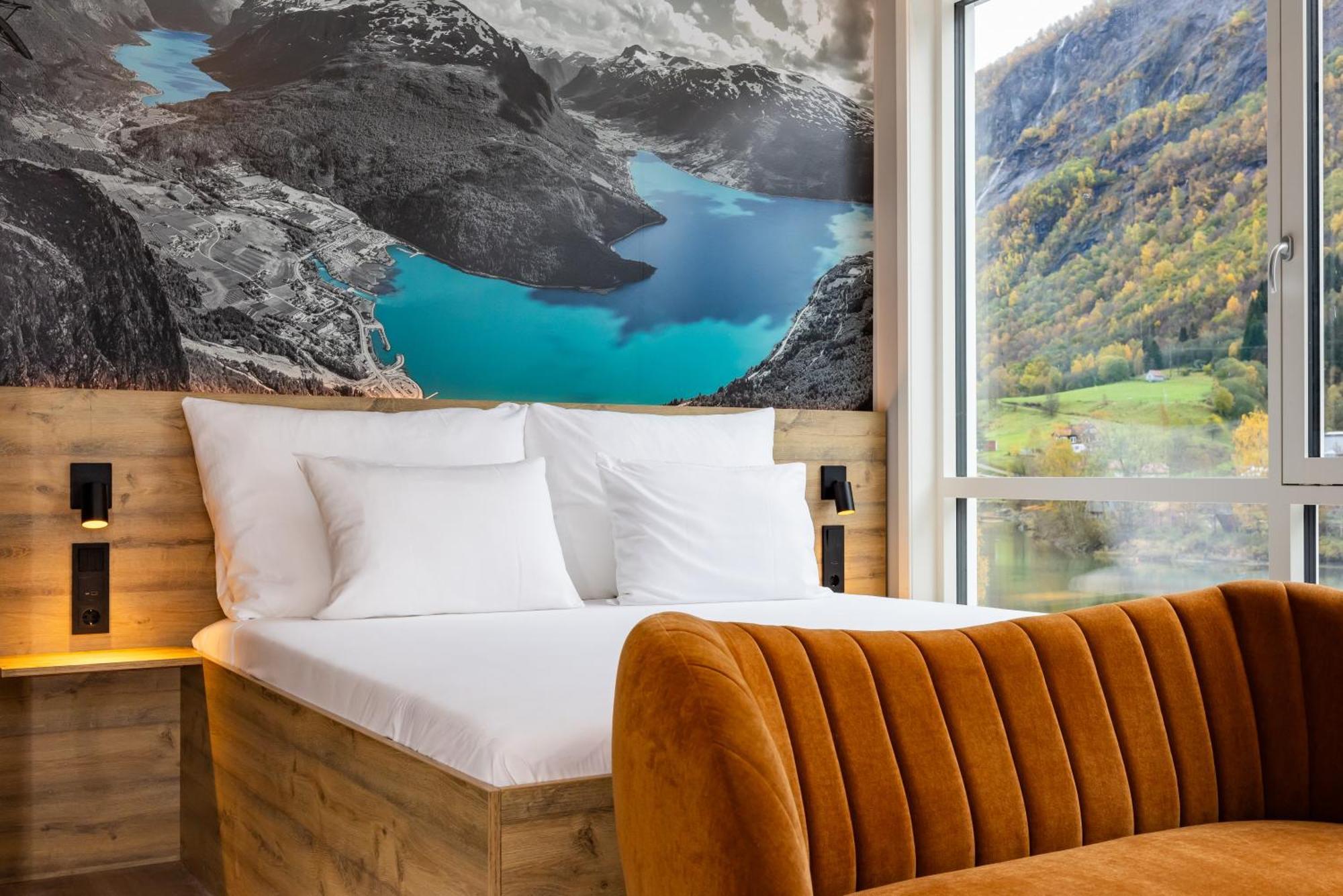 Stryn House - Hotel & Apartments מראה חיצוני תמונה